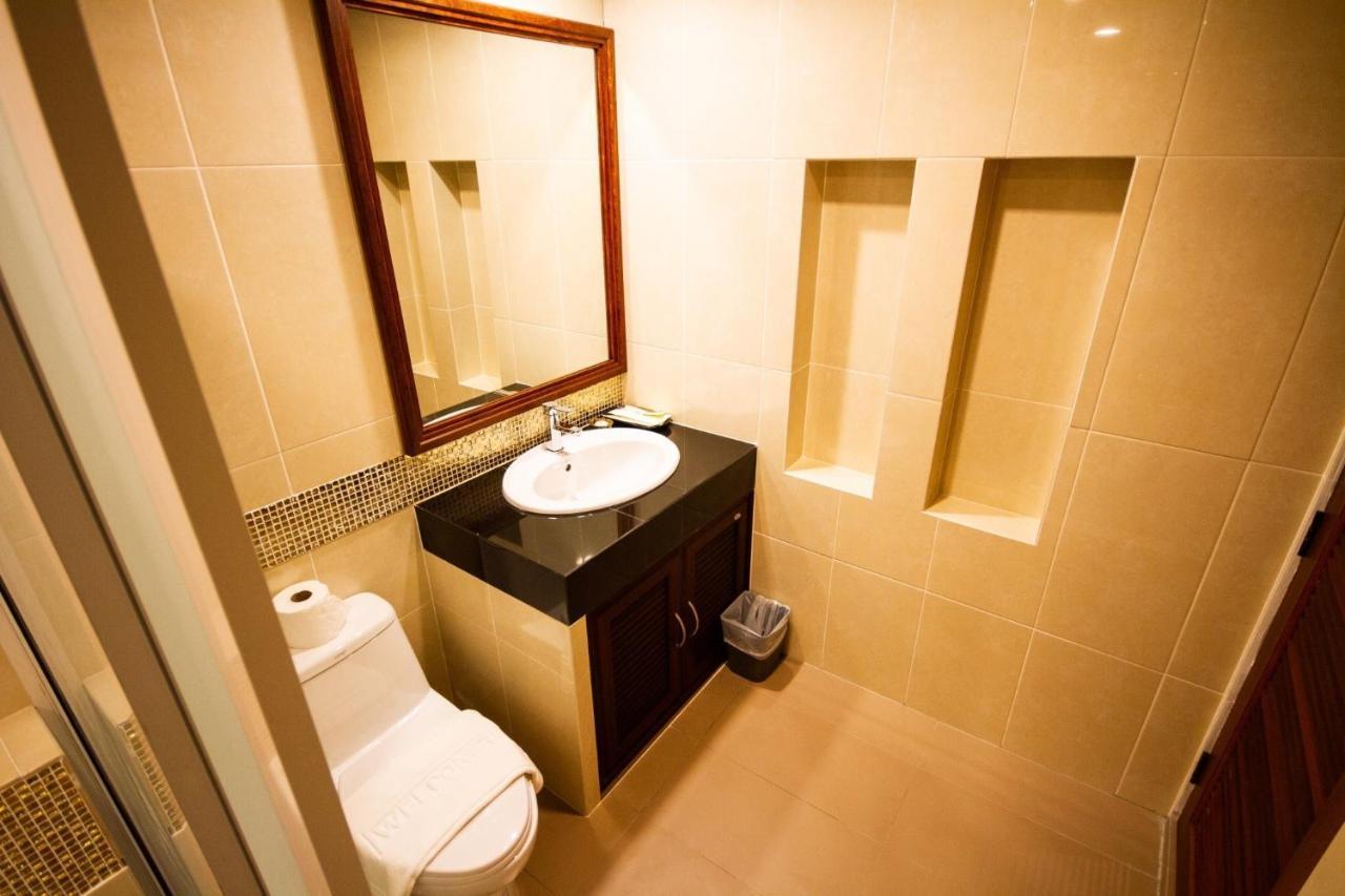 Bed and Breakfast Baan Wanwaree Kanchanaburi Zewnętrze zdjęcie