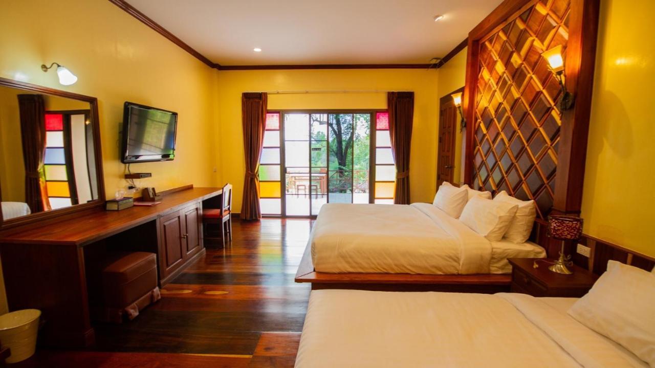 Bed and Breakfast Baan Wanwaree Kanchanaburi Zewnętrze zdjęcie